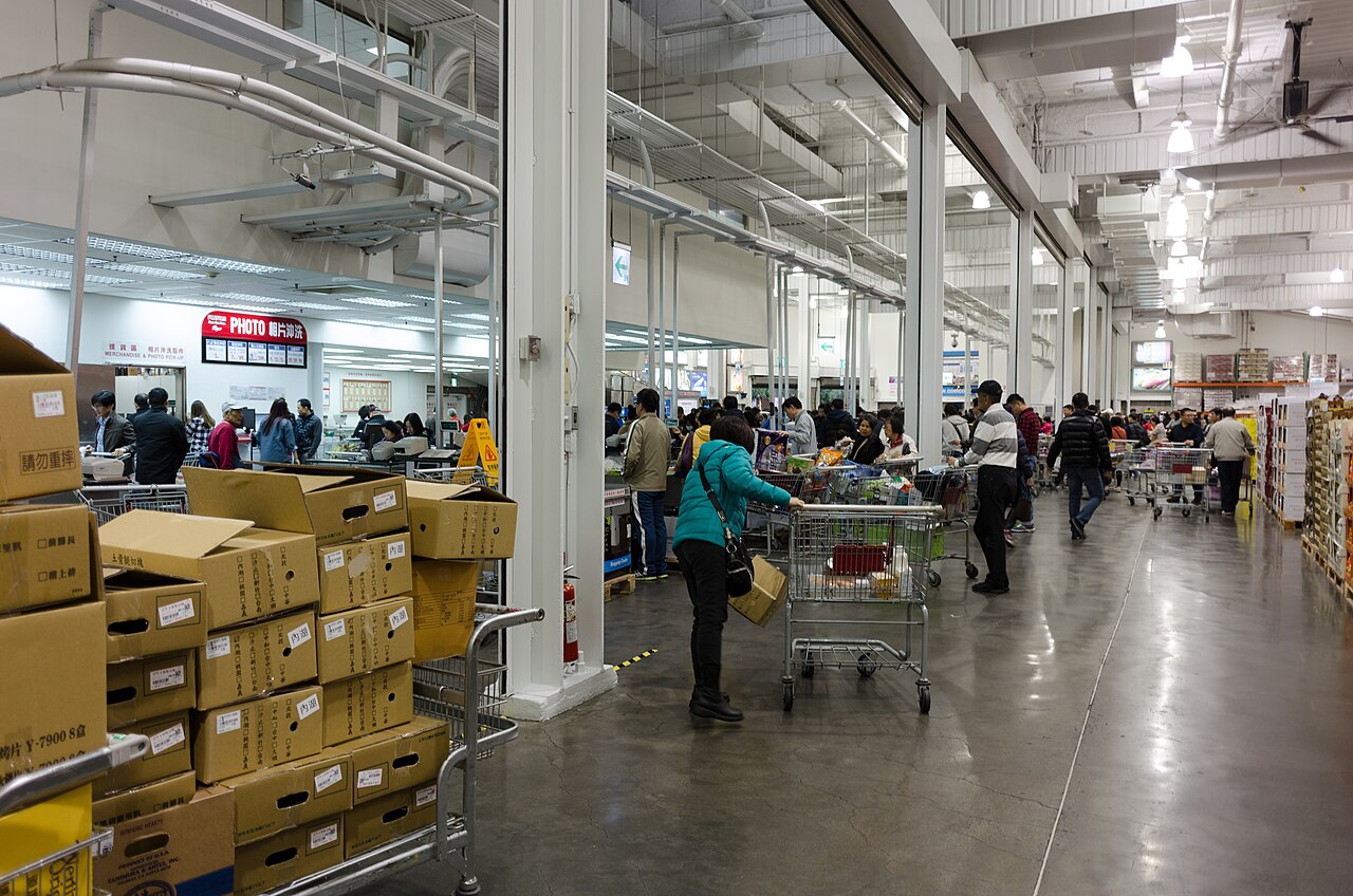 Costco Shoppers