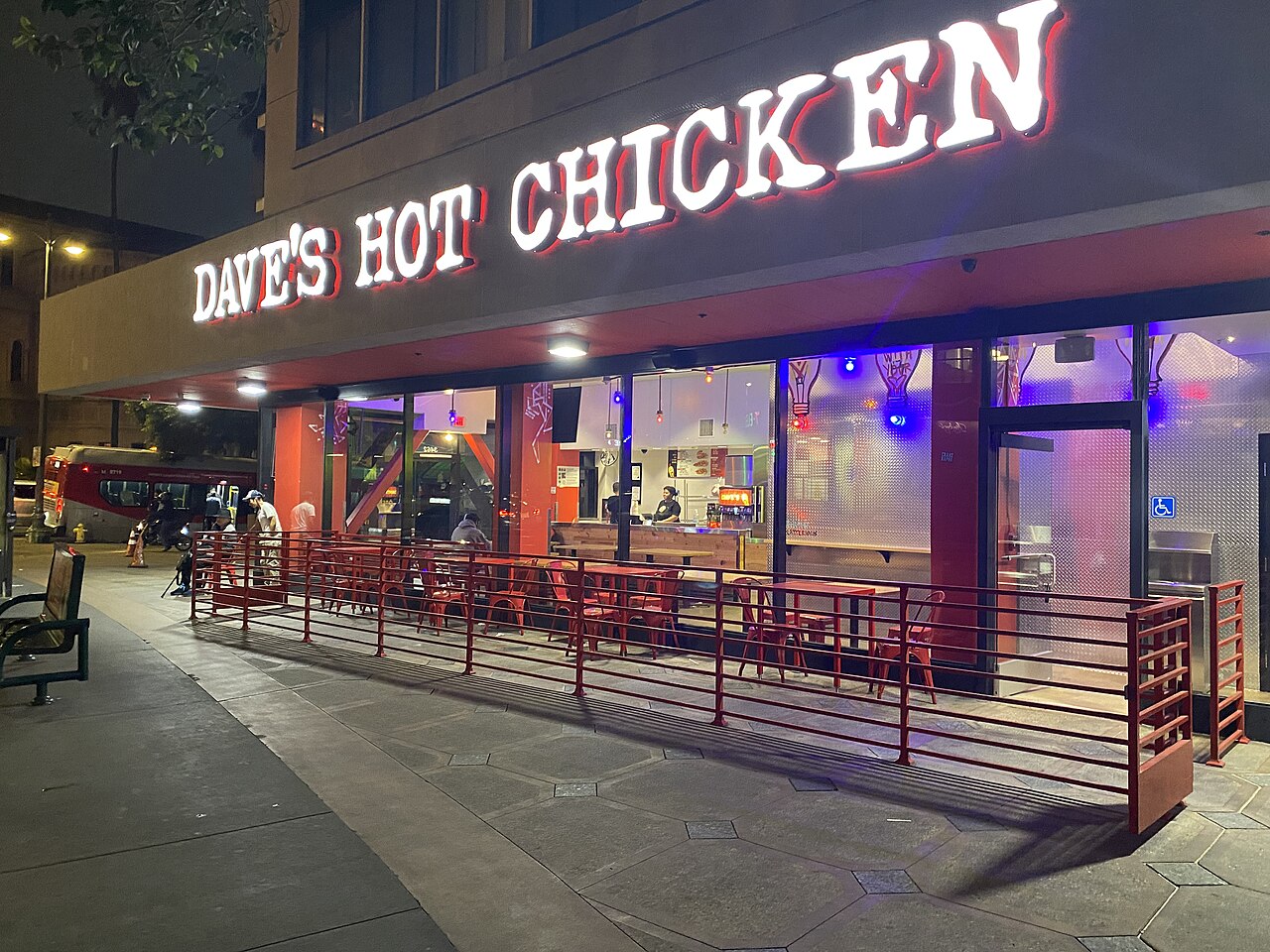 Daves_Hot_Chicken